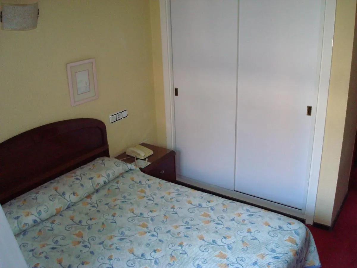 Hotel Estadio Bilbao 2*,  Spain